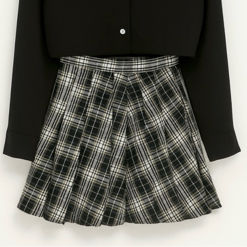 Black and White Plaid Mini Skirt